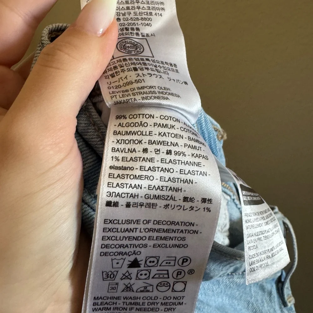 Levi's 70s high slim straight light‎ jeans size 32 light wash - Picture 8 of 9